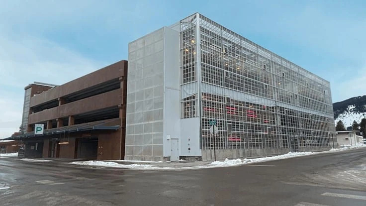 An outside shot of Vertical Harvest's Wyoming farm